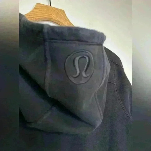 Lululemon full zip  , sz 8 - Picture 8 of 10